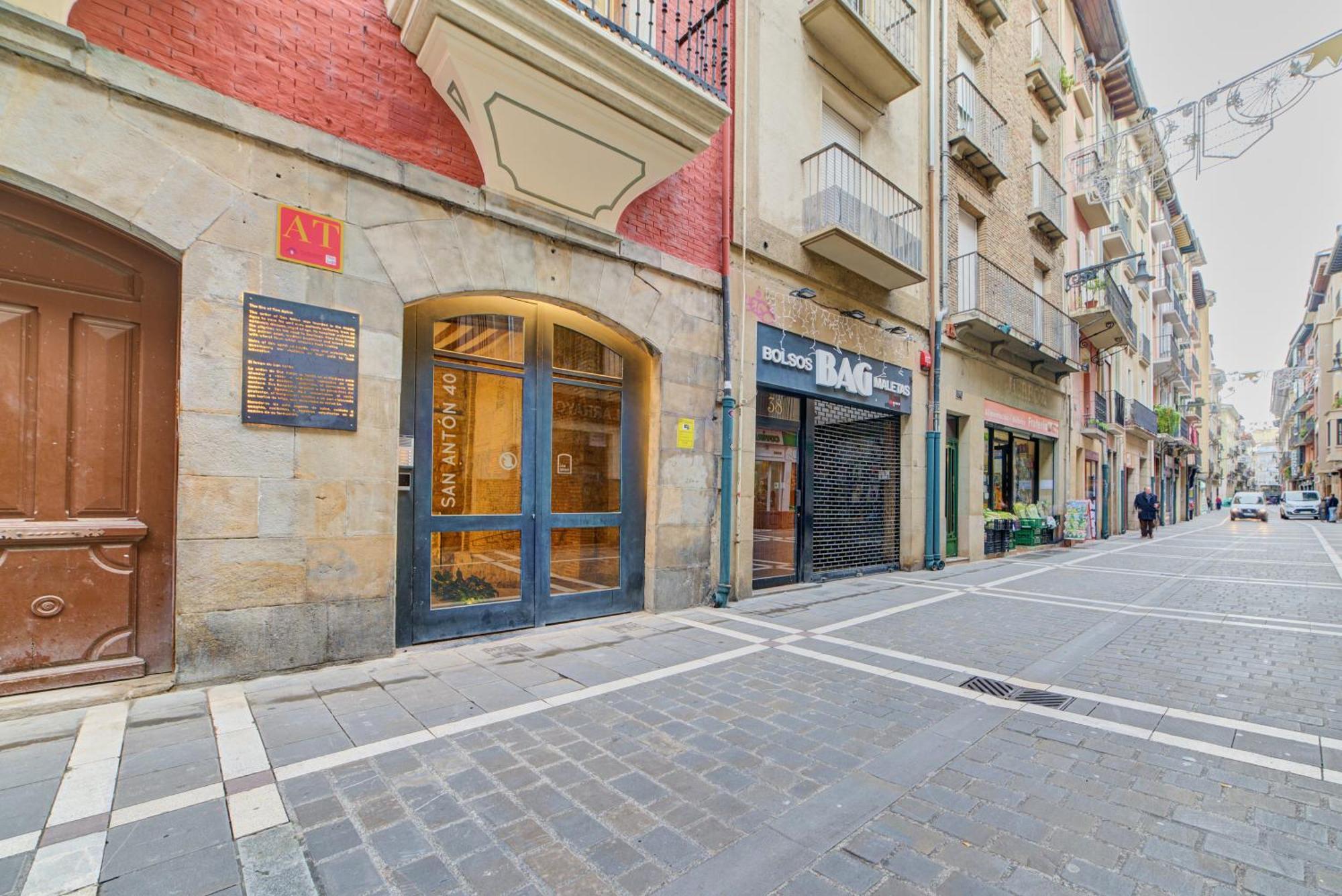 Casa Bidaiari By Clabao Apartment Pamplona Bagian luar foto
