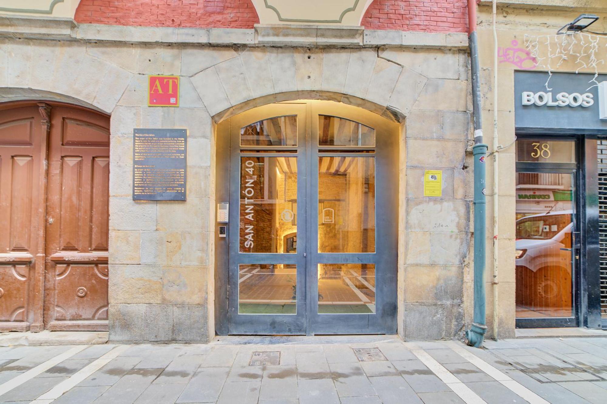 Casa Bidaiari By Clabao Apartment Pamplona Bagian luar foto